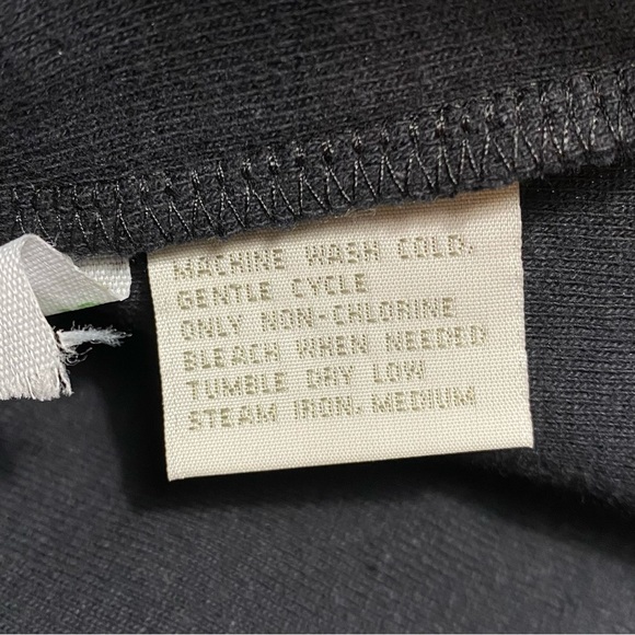 NWT ERIKA 100% Cotton Black Round Neck Short Sleeve Tee Size L #1368 - Picture 5 of 7